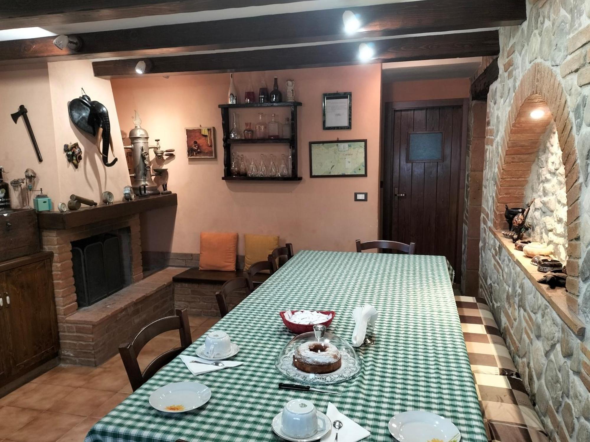 Il Cantinoccio B&B Cerasolo Room photo